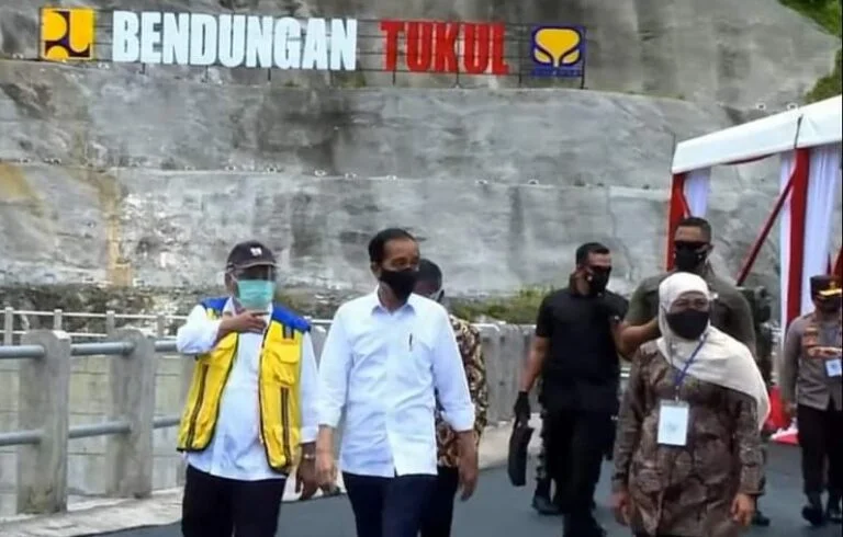 Presiden Joko Widodo Resmikan Bendungan Tukul Pacitan
